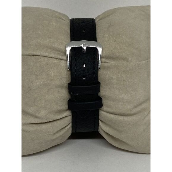 Michael Kors Slim Runway MK4384 Women's Black Leather Analog Dial Watch EY123 - Picture 6 of 12